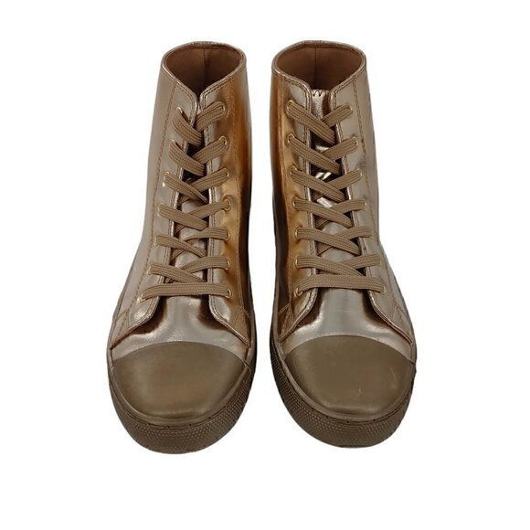 QUPID Narnia Metallic Rose Gold Capped Toe Sneaker - Picture 2 of 10